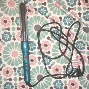 Nume Magic Curling Wand